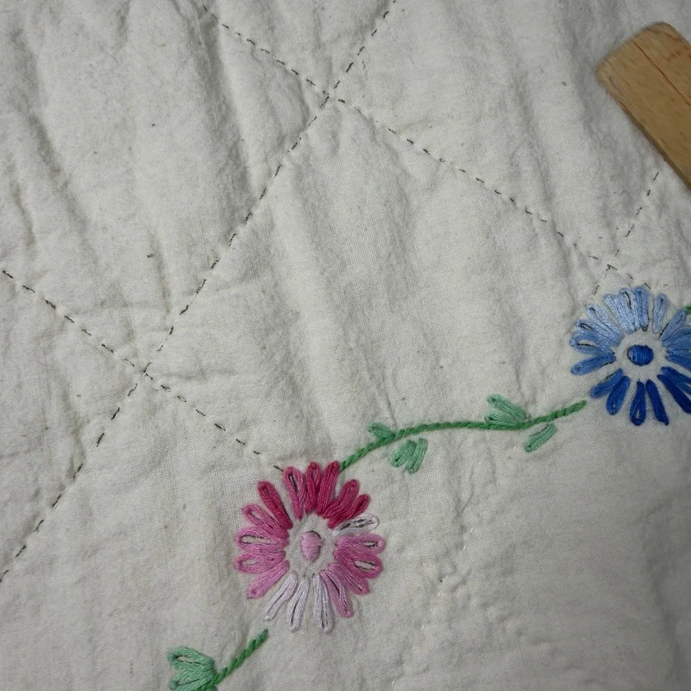 VTG Handmade Baby Quilt Nursery Crib Cream Pink Hand Embroidered Cat Dog 33x42